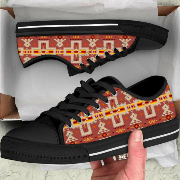 gb nat00062 11 tribe design native american low top canvas shoe