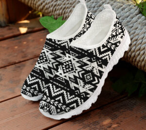 gb nat00441 black pattern pattern mesh shoes