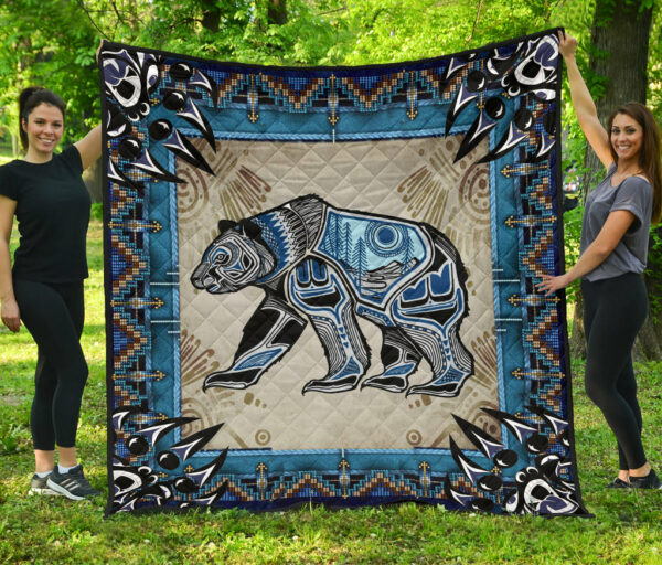 gb nat00632 bear symbol native premium quilt