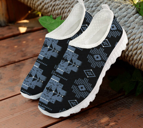 gb nat00720 05 pattern native mesh shoes