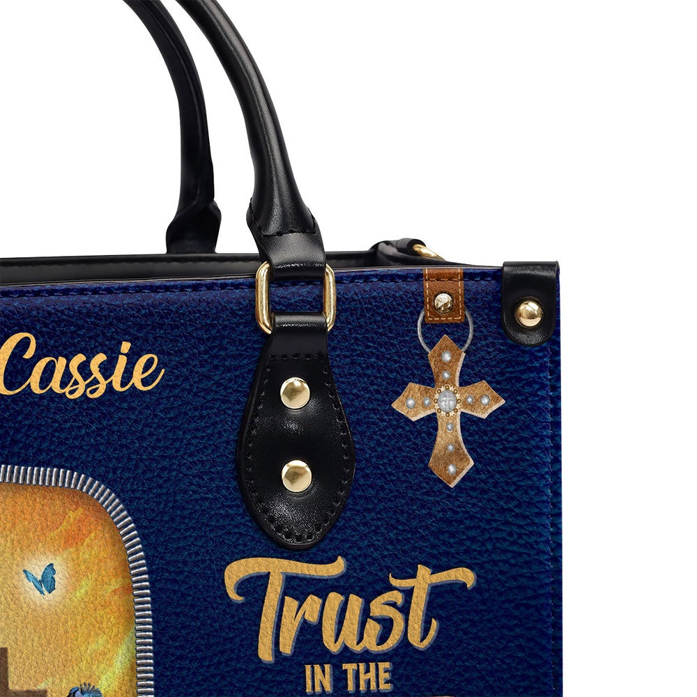 Personalized Christian Leather Bag, Trust In The Lord With All Your Heart - Awesome Personalized Leather Handbag, Faith Handbag - Image 4