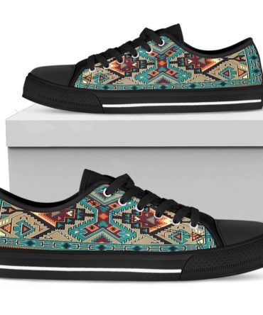Blue Tribal Pattern Native American Design Men's Low Top Canvas Shoe