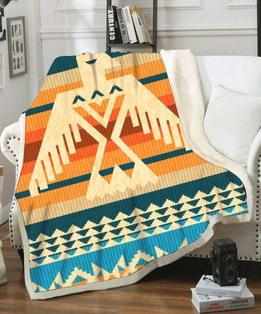 Border Pattern Fleece Blanket