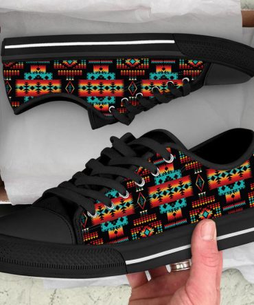 Black Native Tribes Pattern Native American Low Top Canvas Shoe