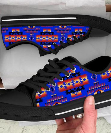 Tribes Pattern Native American Low Top Canvas Shoe
