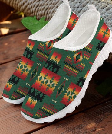 Green Tribes Pattern Native American Mesh Shoes