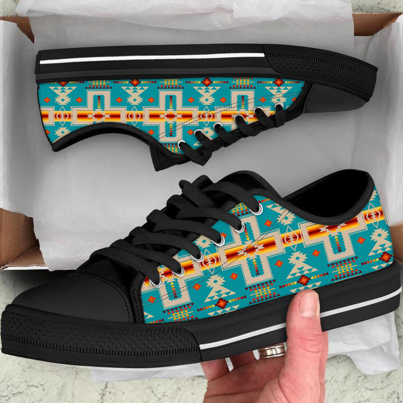Turquoise Tribe Design Native American Low Top Canvas Shoe