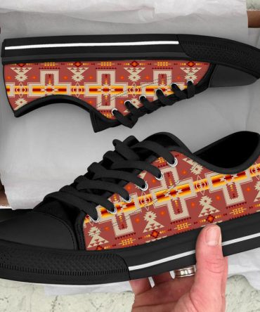 Tribe Design Native American Low Top Canvas Shoe