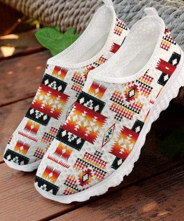 White Tribes Pattern Native American Mesh Shoes