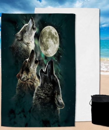 Howling Wolves Under Moonlight Pool Beach Towel