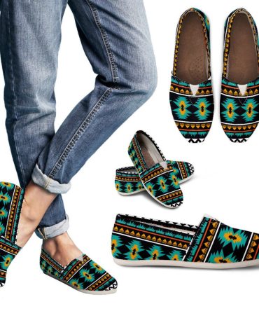 Geometric Ethnic Pattern Casual Shoes