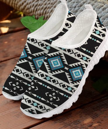 Ethnic Seamless Pattern Mesh Shoes