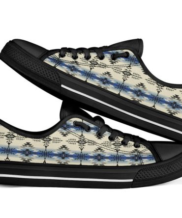 Seamless Geometric Pattern Low Top Canvas Shoe