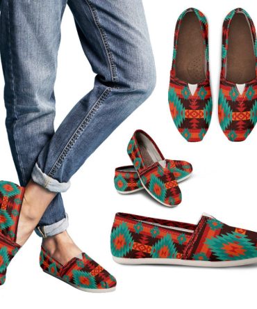 Red Geometric Pattern Casual Shoes